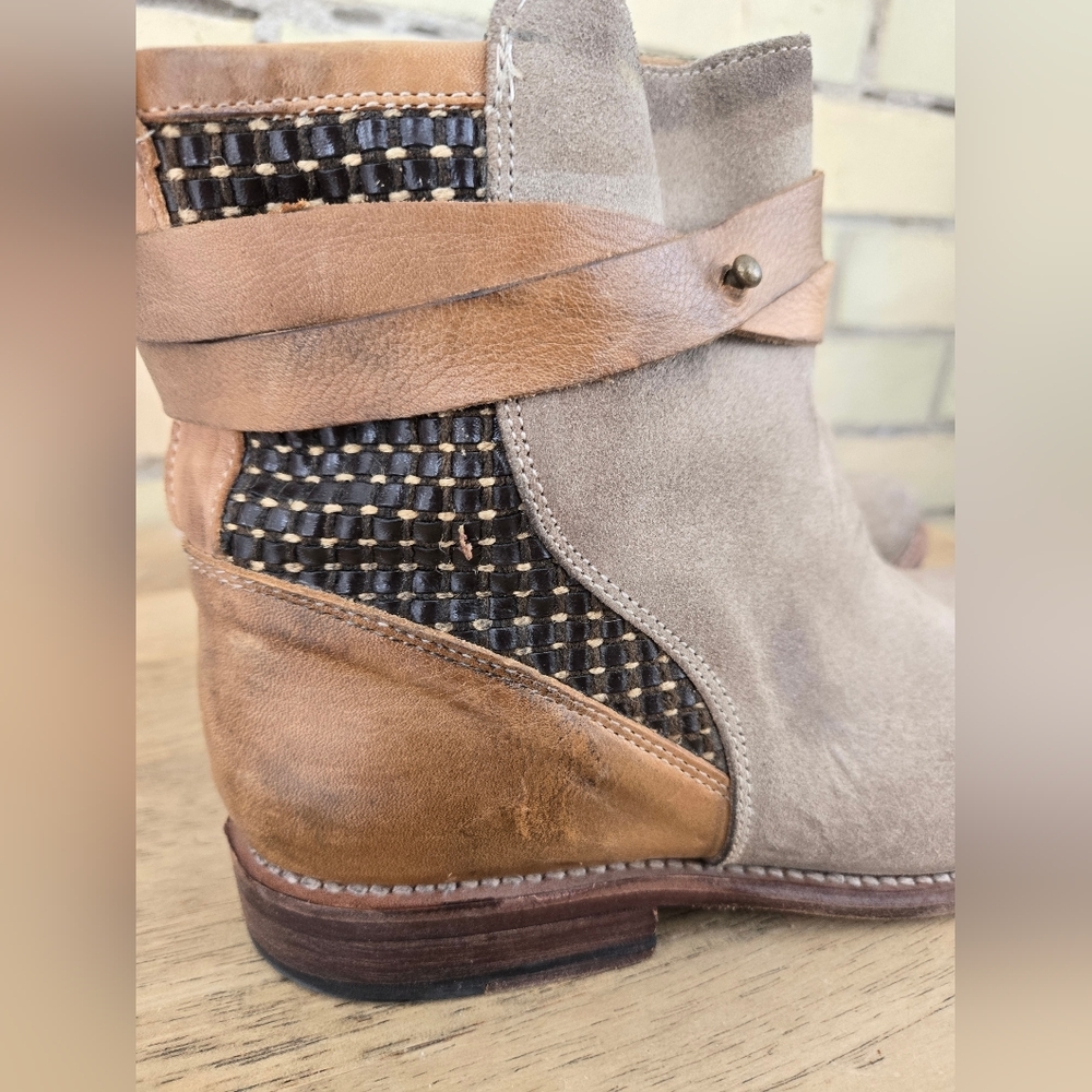 Anthropologie Holding Horses Boots - Picture 3 of 11